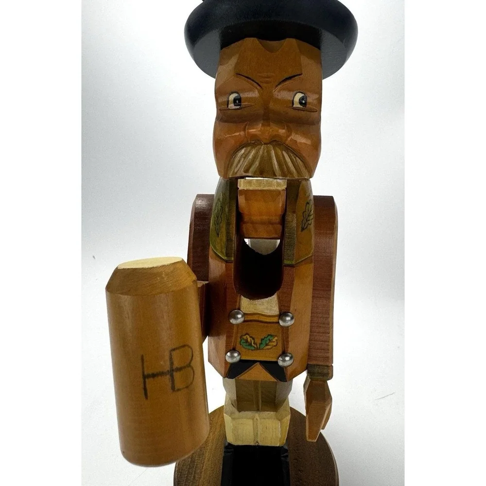 Nutcracker‎ Hand Carved German Beer Attributed Kathe Wohlfahrt Christkindlmarkt